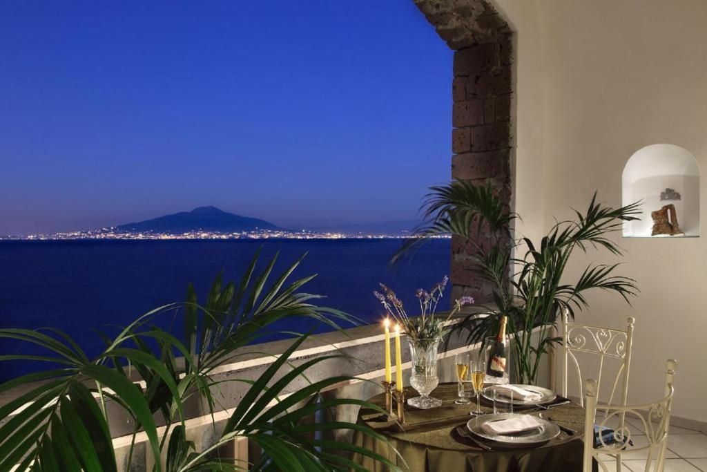 Villa La Terrazza Suites سورينتو المظهر الخارجي الصورة