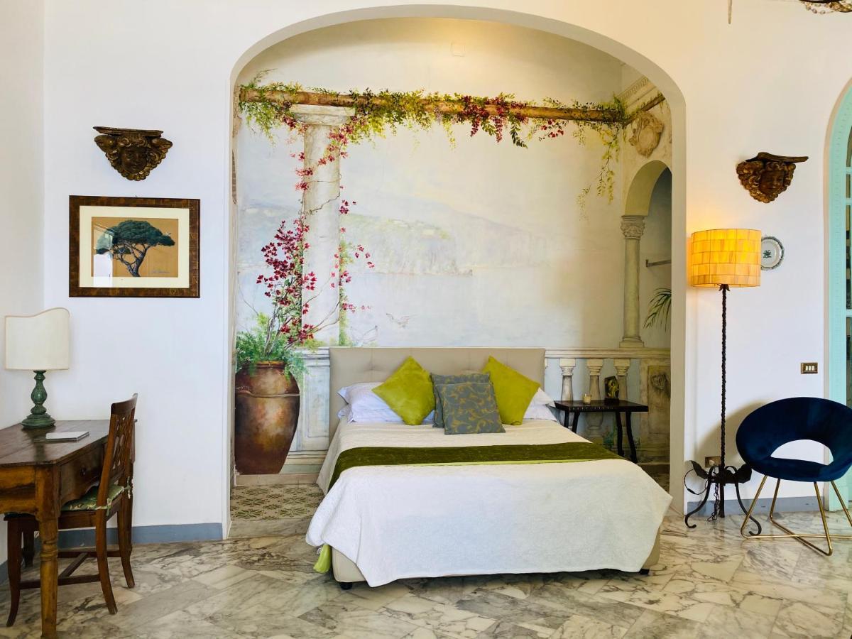 Villa La Terrazza Suites سورينتو المظهر الخارجي الصورة