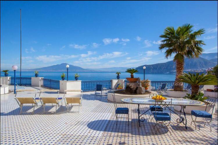 Villa La Terrazza Suites سورينتو المظهر الخارجي الصورة